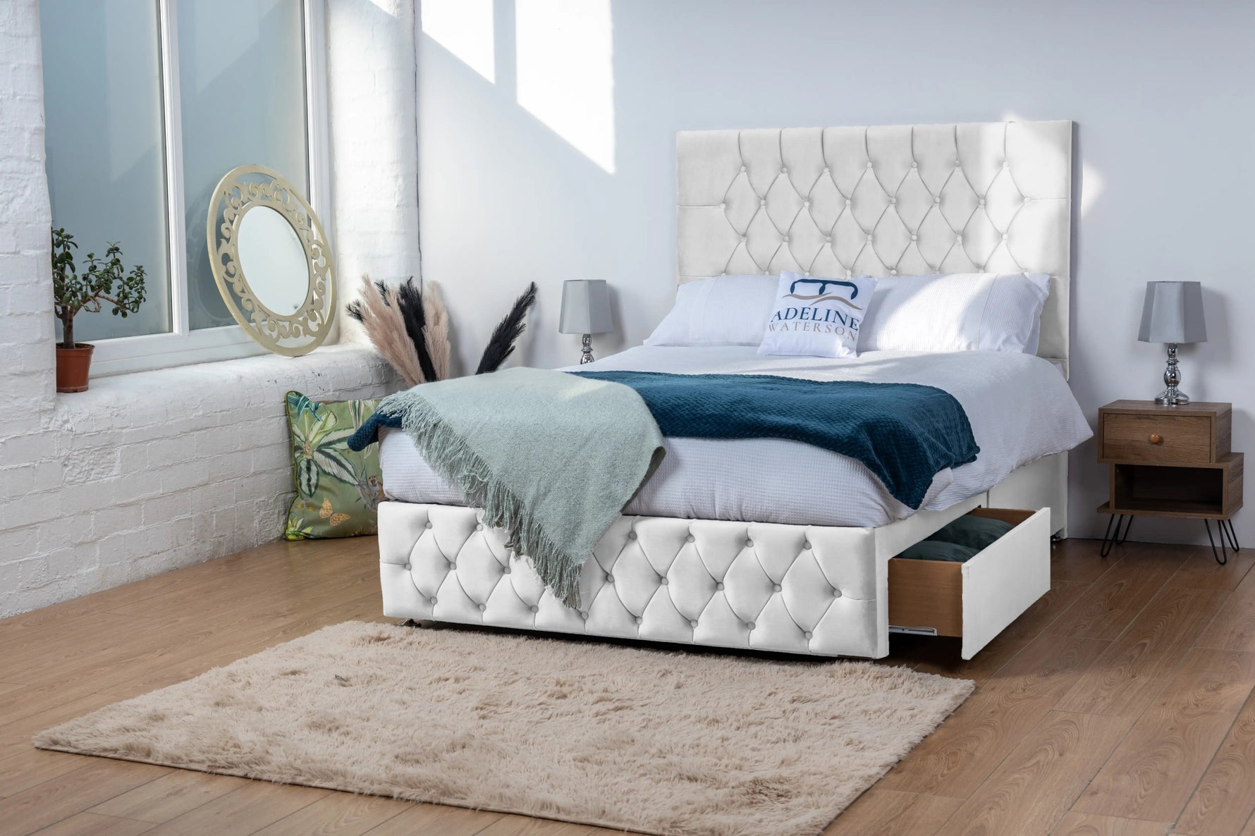 white-Plush-Valvet