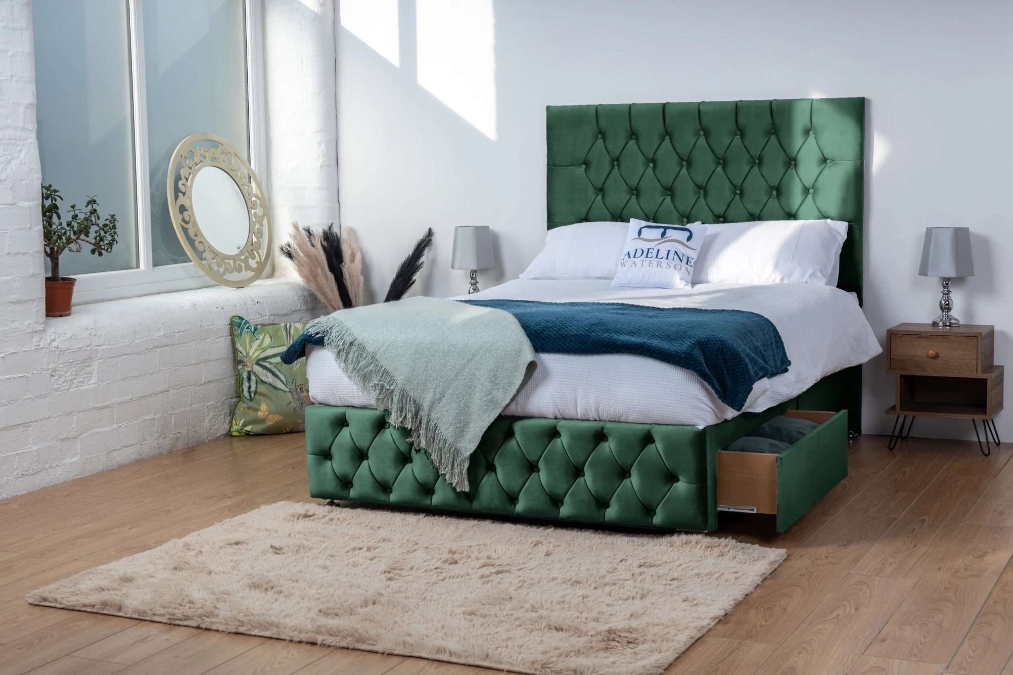 emerald-plush-velvet