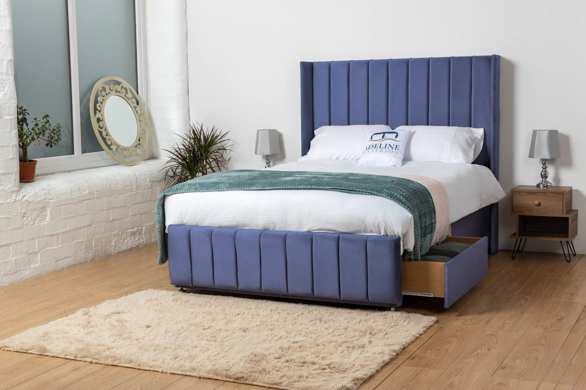 royal-blue-plush-velvet