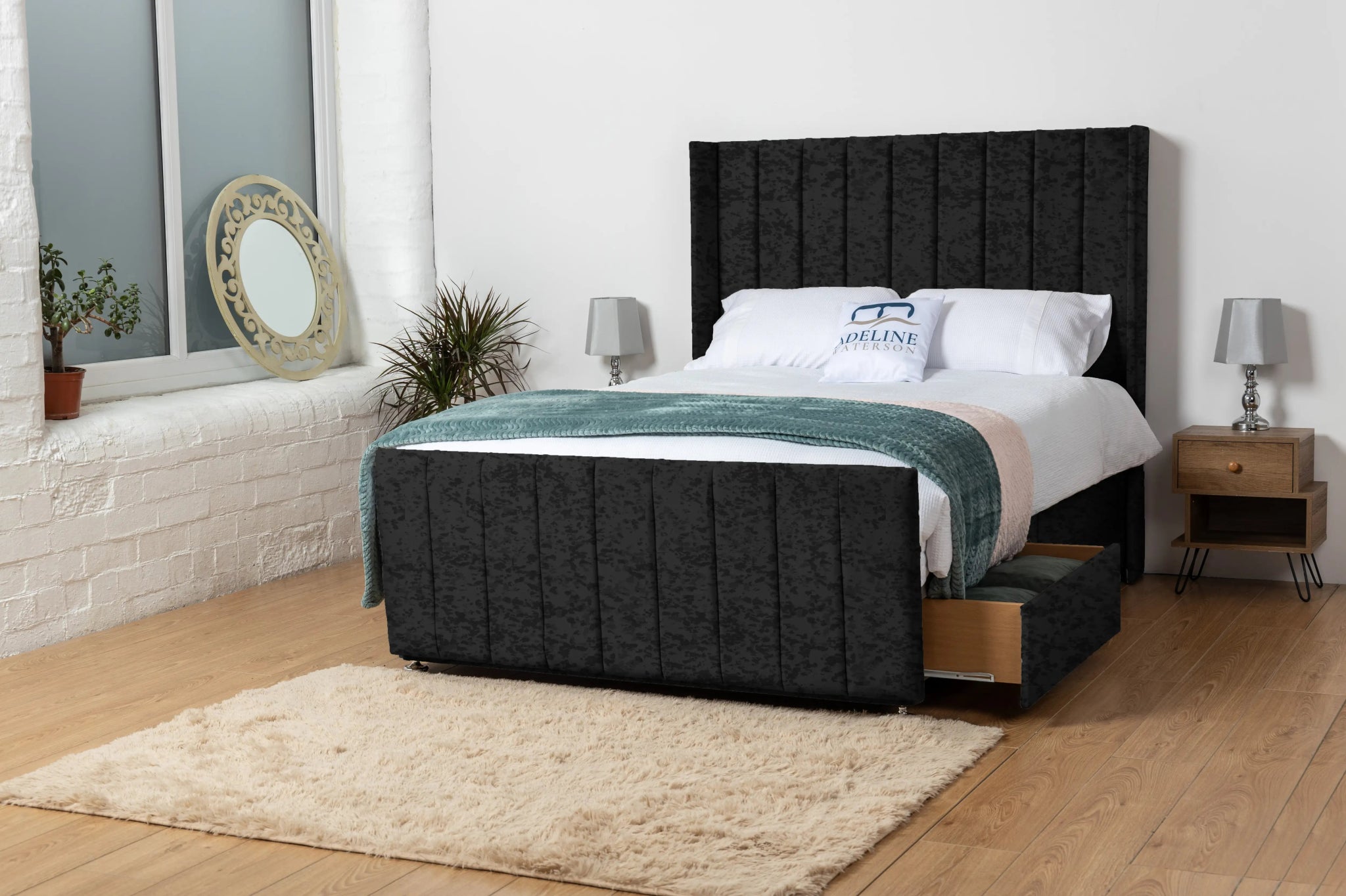 black-crushed-velvet