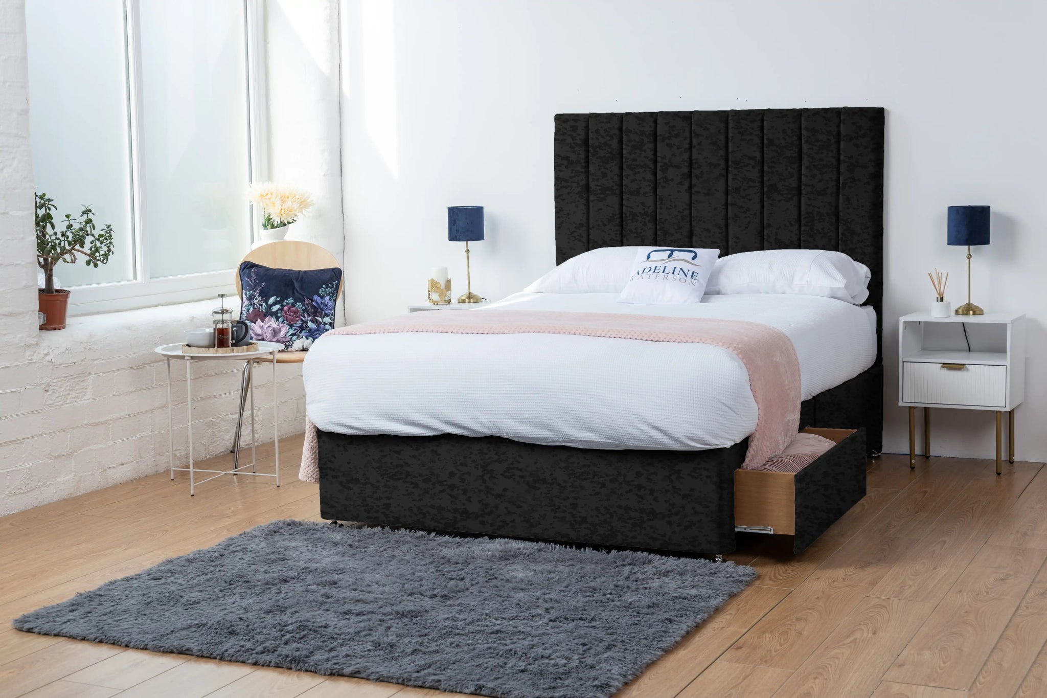 black-crushed-velvet