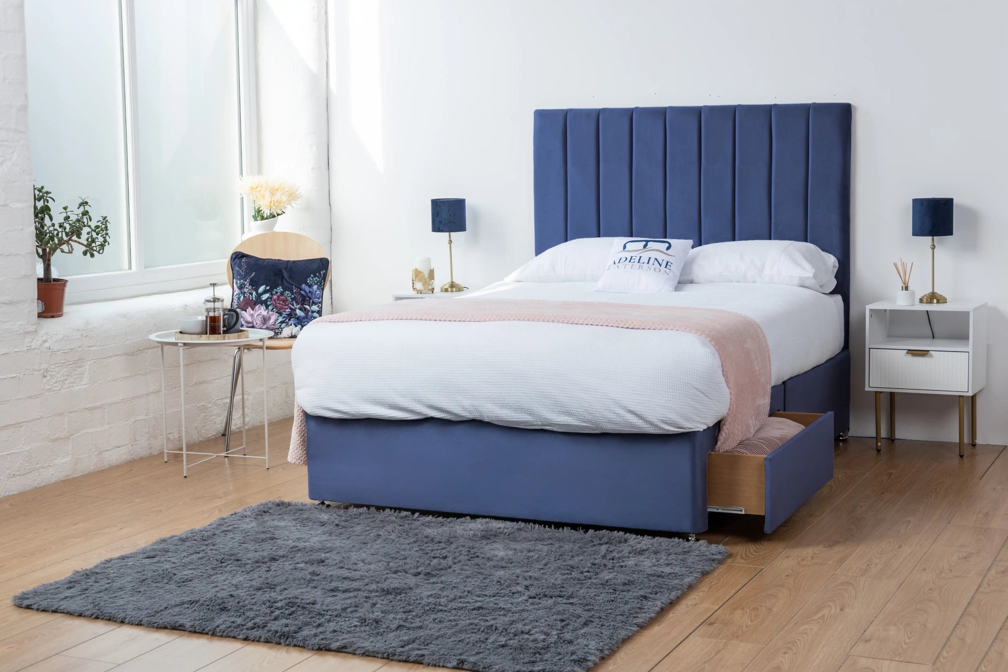 royal-blue-plush-velvet