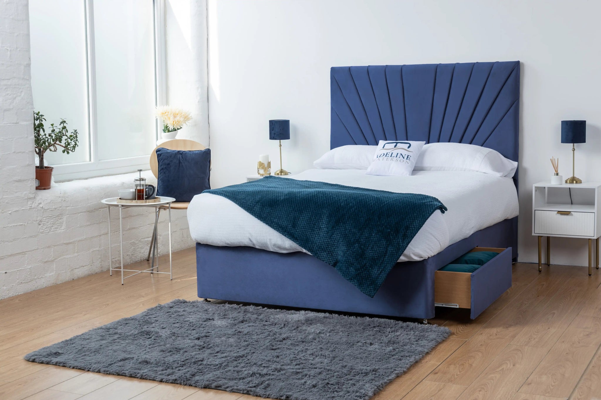 royal-blue-plush-velvet