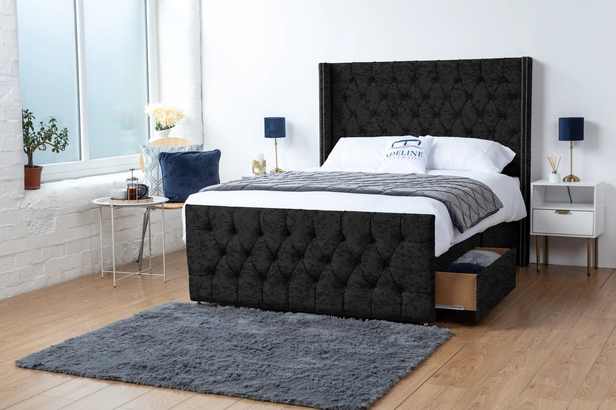 black-crushed-velvet