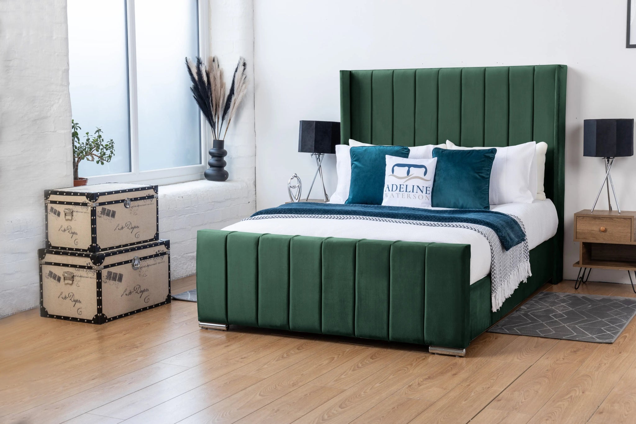 emerald-plush-velvet