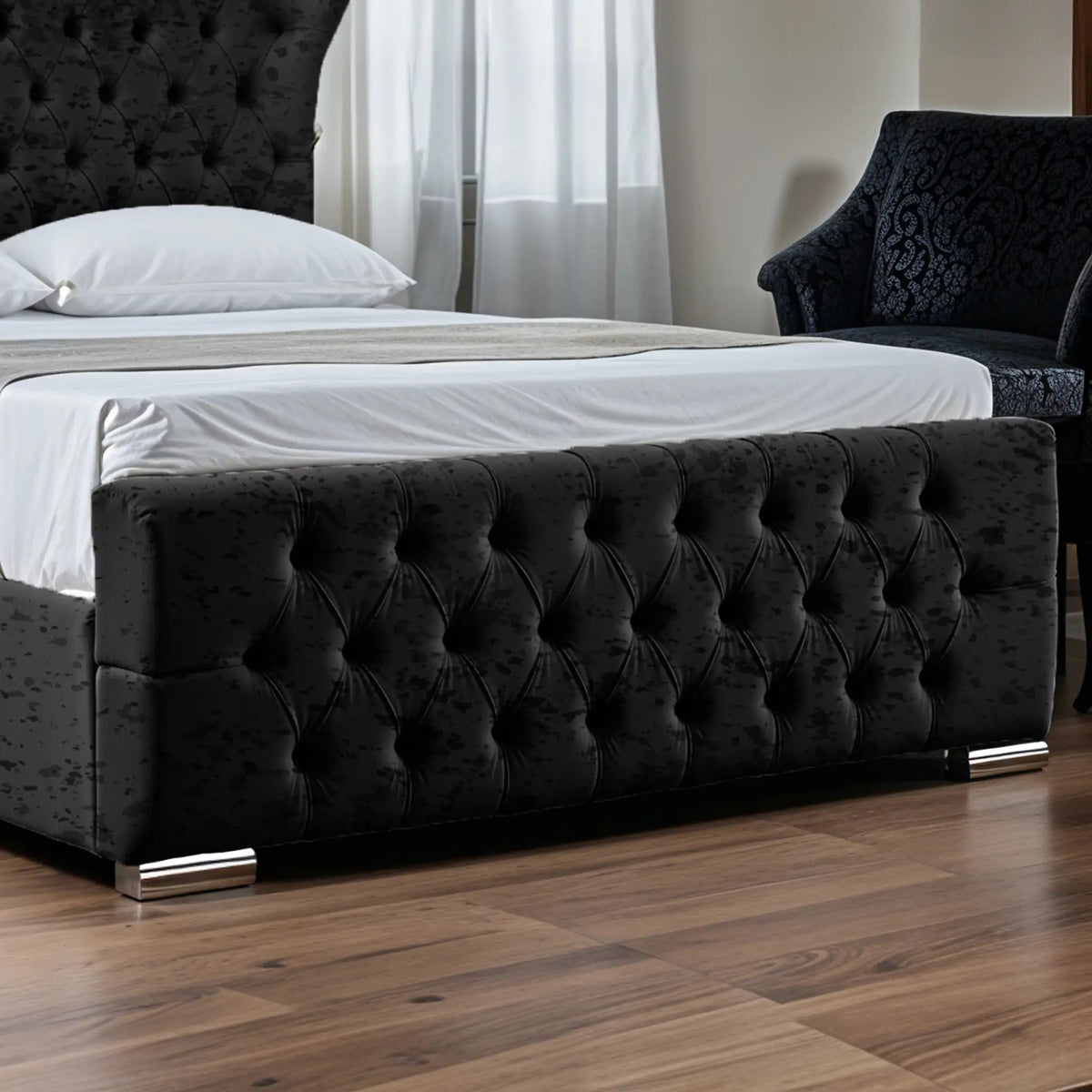 black-crushed-velvet